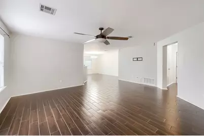 1011 Shadow Creek Boulevard, Buda, TX 78610 - Photo 5