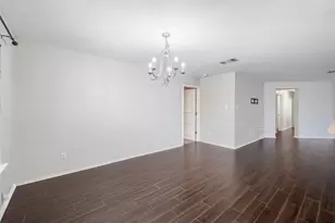 1011 Shadow Creek Blvd, Buda, TX 78610 - Photo 11