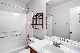 1011 Shadow Creek Blvd, Buda, TX 78610 - Photo 25