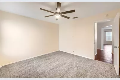 1011 Shadow Creek Boulevard, Buda, TX 78610 - Photo 23