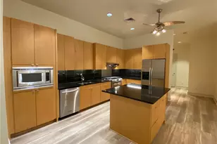 555 E 5th St, Austin, TX 78701 - Photo 5