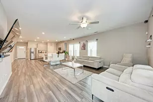 305 Windy Reed Rd, Hutto, TX 78634 - Photo 15