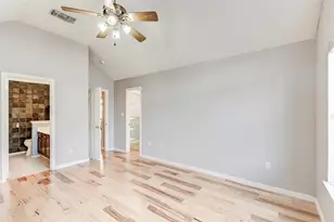 4501 Whispering Valley Dr, Austin, TX 78727 - Photo 23