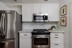 2104 De Verne St, Austin, TX 78704 - Photo 11