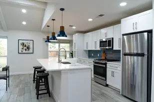 4616 Franklin Park Dr, Austin, TX 78744 - Photo 9