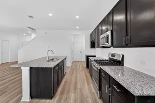 14114 Edna Maxine Walk, Del Valle, TX 78617 - Photo 3