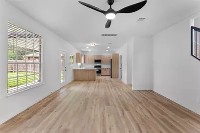 3709 Bratton Heights Drive, Austin, TX 78728 - Photo 11