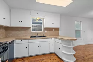 403 Blackson Ave, Austin, TX 78752 - Photo 11