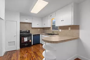 403 Blackson Ave, Austin, TX 78752 - Photo 9