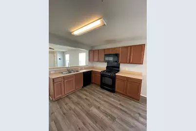 6605 Plains Crest Drive, Del Valle, TX 78617 - Photo 9