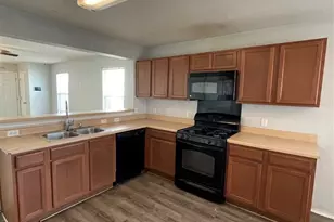 6605 Plains Crest Dr, Del Valle, TX 78617 - Photo 9