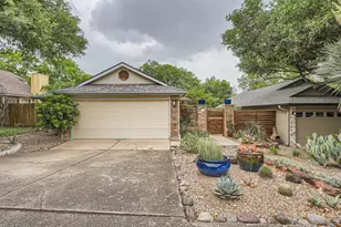 5306 Summer Cir, Austin, TX 78741 - Photo 1