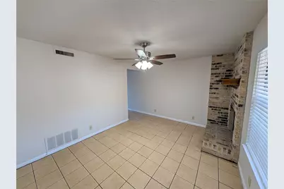 7800 Northcrest Boulevard #204, Austin, TX 78752 - Photo 13