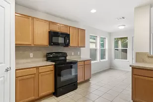 725 Kingfisher Ln, Leander, TX 78641 - Photo 13