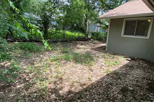 806 Sirocco Dr, Austin, TX 78745 - Photo 11