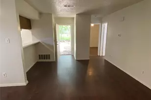 806 Sirocco Dr, Austin, TX 78745 - Photo 3