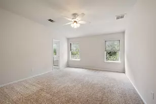 3704 Castle Rock Dr, Round Rock, TX 78681 - Photo 15