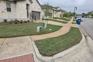 124 Stellar Wind Dr, Georgetown, TX 78628 - Photo 3