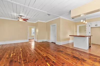 504 Gresham Street, Smithville, TX 78957 - Photo 21