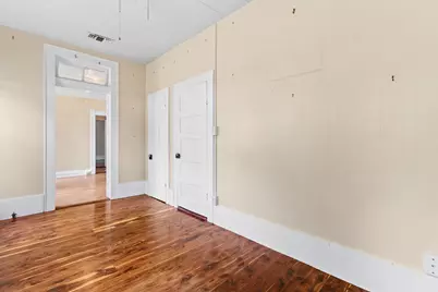 504 Gresham Street, Smithville, TX 78957 - Photo 15