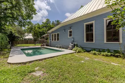 504 Gresham Street, Smithville, TX 78957 - Photo 33