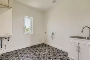 980 Sycamore Creek Dr, Dripping Springs, TX 78620 - Photo 25