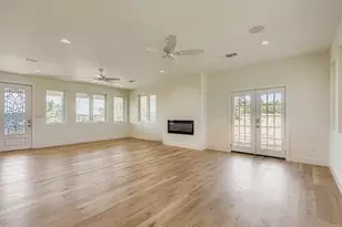 980 Sycamore Creek Dr, Dripping Springs, TX 78620 - Photo 13