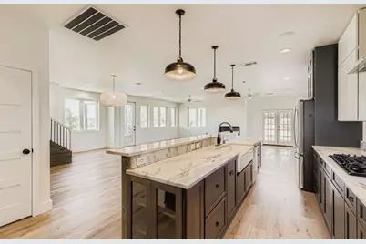 980 Sycamore Creek Drive, Dripping Springs, TX 78620 - Photo 7