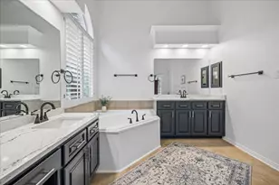 13000 Titus Ct, Austin, TX 78732 - Photo 15