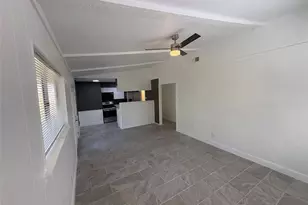 6220 Thurgood Ave, Austin, TX 78721 - Photo 3