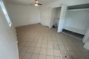 6220 Thurgood Ave, Austin, TX 78721 - Photo 9