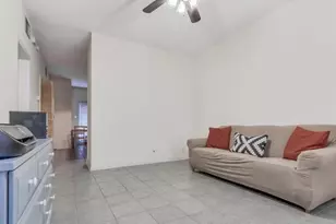 2216 San Gabriel St, Austin, TX 78705 - Photo 5