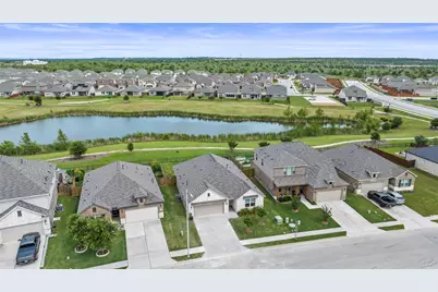 1012 S San Marcos Street, Manor, TX 78653 - Photo 1