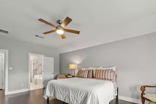 1012 S San Marcos St, Manor, TX 78653 - Photo 11