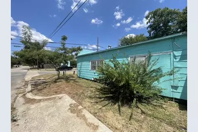 919 W 4th Street, Taylor, TX 76574 - Photo 11