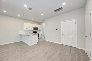 9015 Cattle Baron Path, Austin, TX 78747 - Photo 11