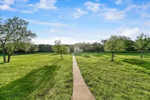 222 Peabody Pl, Dripping Springs, TX 78620 - Photo 27
