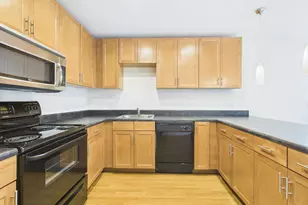 711 W 32nd St, Austin, TX 78705 - Photo 3