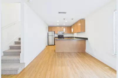 711 W 32nd Street #139, Austin, TX 78705 - Photo 9