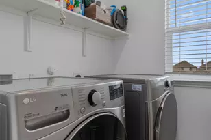 6408 Wagon Spring St, Del Valle, TX 78617 - Photo 31