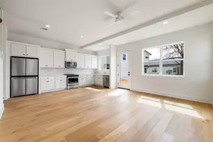 304 E 19 5 St, Georgetown, TX 78626 - Photo 7