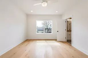 304 E 19 5 St, Georgetown, TX 78626 - Photo 13