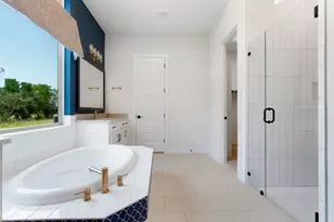 105 Council Oak Ct, Spicewood, TX 78669 - Photo 11