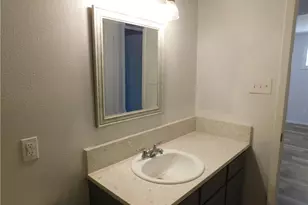 305 Blackson Ave, Austin, TX 78752 - Photo 15