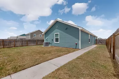 1129 Largemouth Lane, Bastrop, TX 78602 - Photo 27