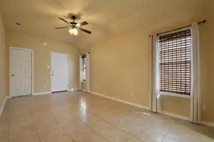 1200 Brendon Lee Lane, Georgetown, TX 78626 - Photo 5