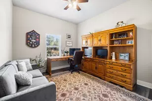 711 CHINKAPIN DR, Fredericksburg, TX 78624 - Photo 17