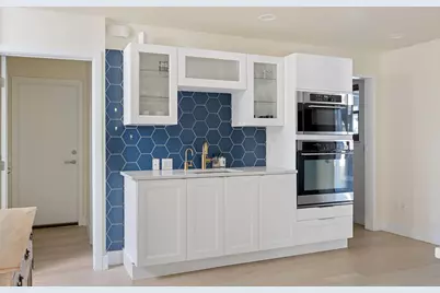 4704 Wild Briar Pass, Austin, TX 78746 - Photo 9