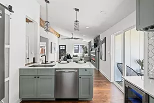 1006 Cherico St, Austin, TX 78702 - Photo 13