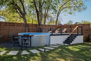 1006 Cherico St, Austin, TX 78702 - Photo 23